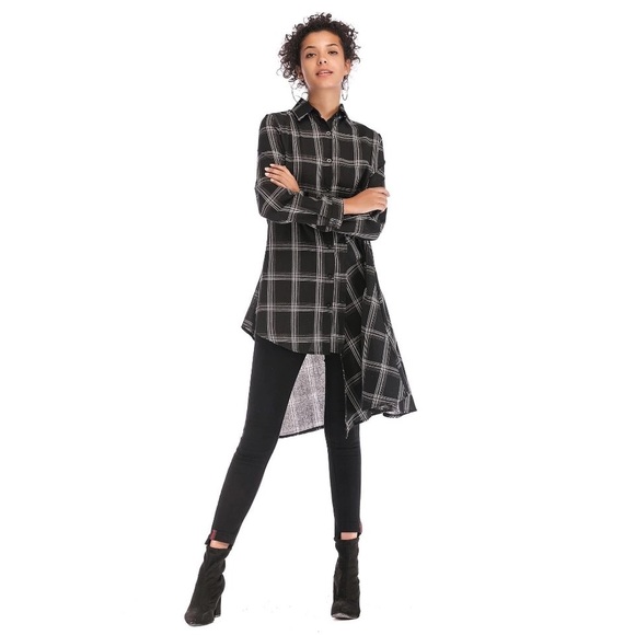 🆕 Long Asymmetrical Button Front Top ◀️ - Picture 5 of 6